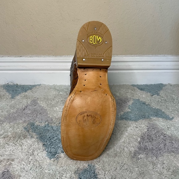 Western cowgirl sunflower boots - Picture 4 of 5